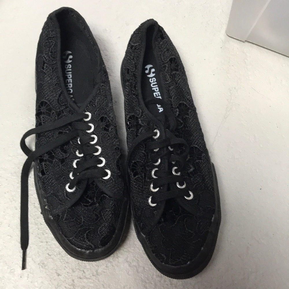 Superga size 41 women’s lace black sneaker bnwb
